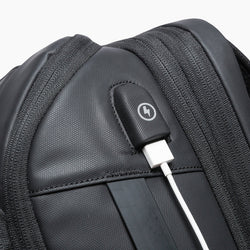 Sac à Dos de Voyage Cabine Extensible 27-40L - PC 17" & Port USB